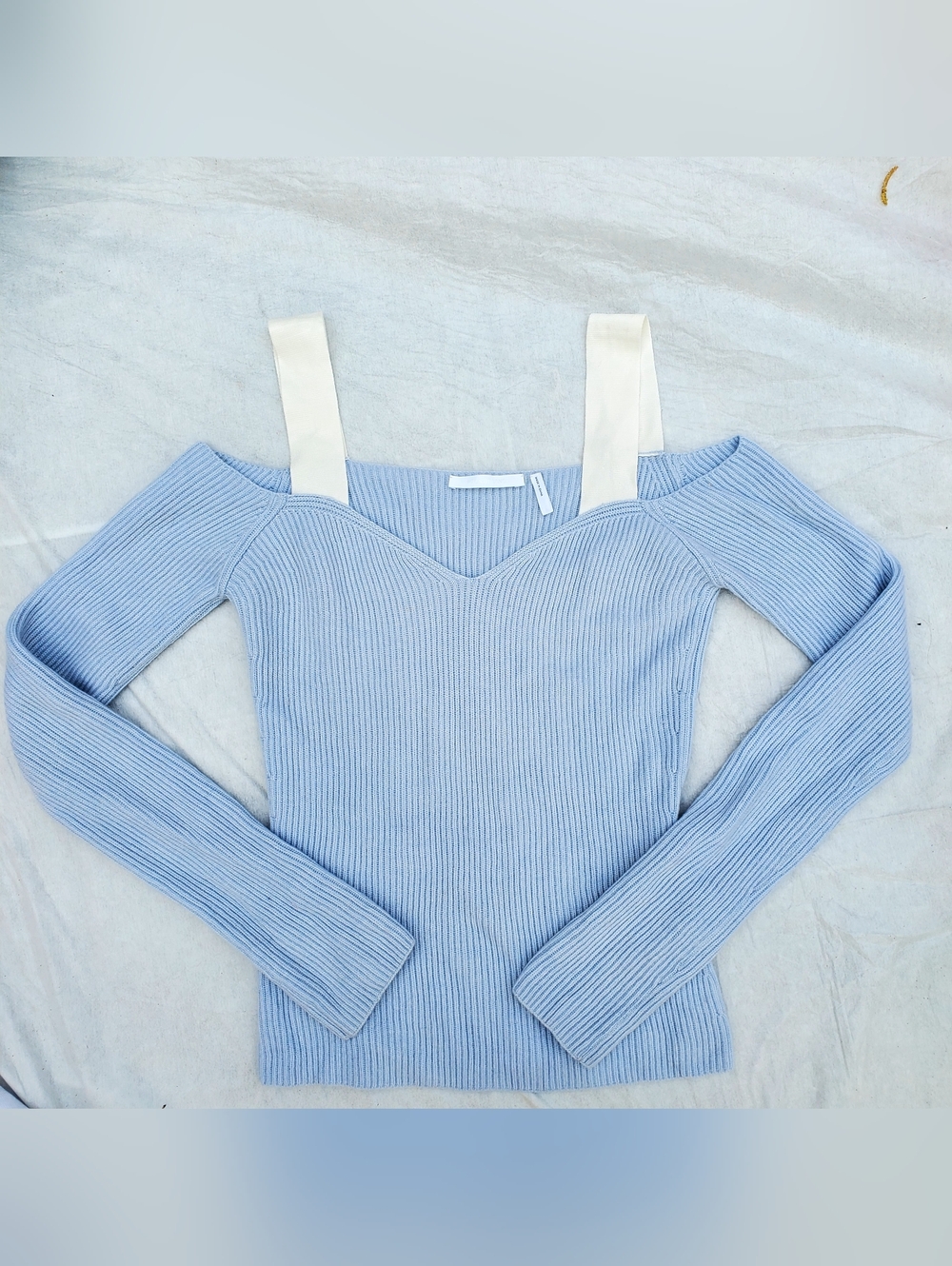 Helmut Lang Pale Blue Ribbed Cold-Shoulder Sweater with Cream Straps - Picture 2 of 7
